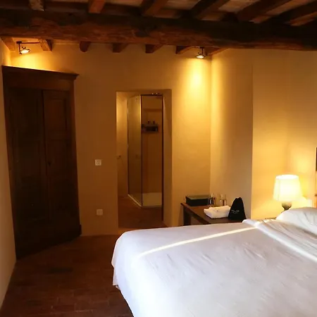Castello Di Farm stay *