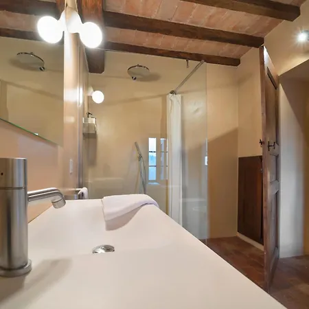 Castello Di Farm stay *