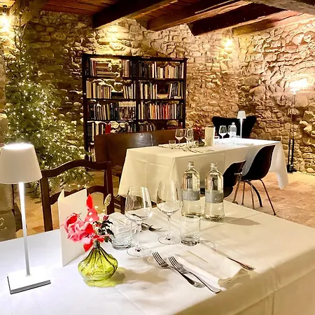 Castello Di * Viano