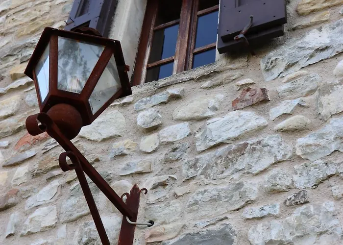 Castello Di Κατάλυμα σε φάρμα Viano