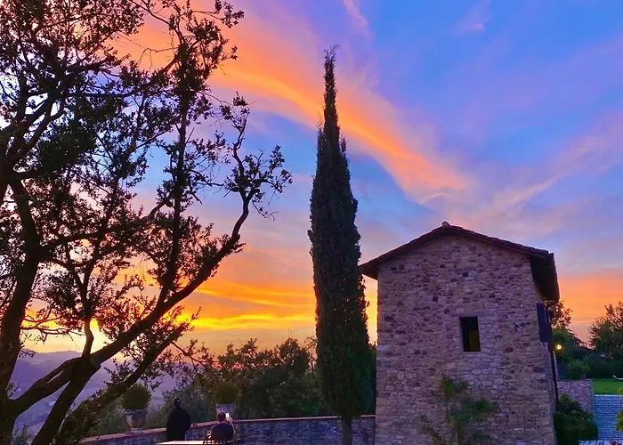 Castello Di Κατάλυμα σε φάρμα *