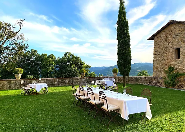 Lantgård Castello Di *