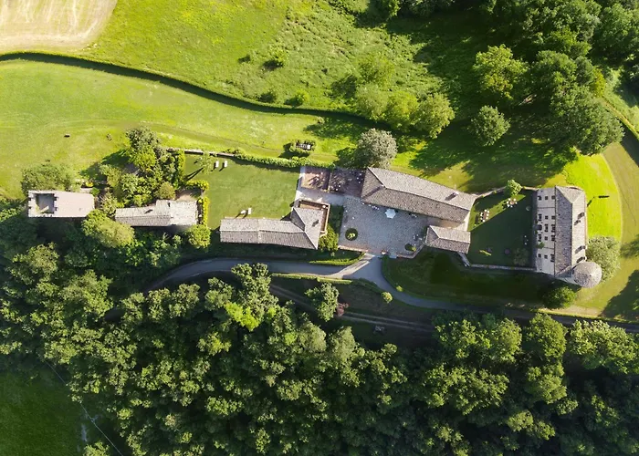 Farm stay Castello Di *